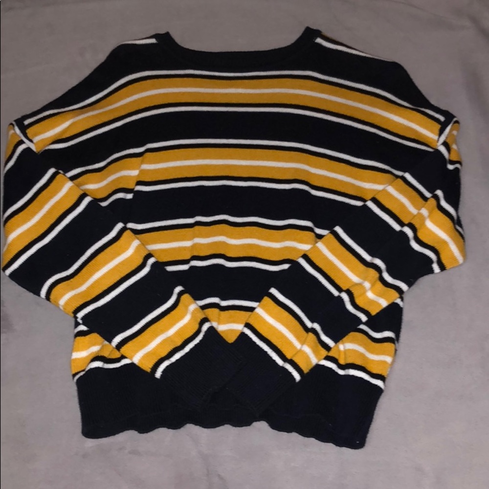 Forever 21 Stripped Crew Neck Sweater